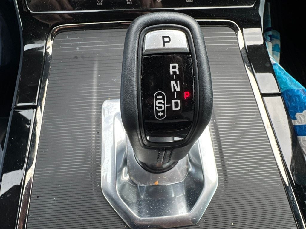 2023 Land Rover Range Rover Evoque R-Dynamic SE