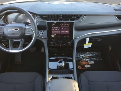 2025 Jeep Grand Cherokee Laredo X 4x2