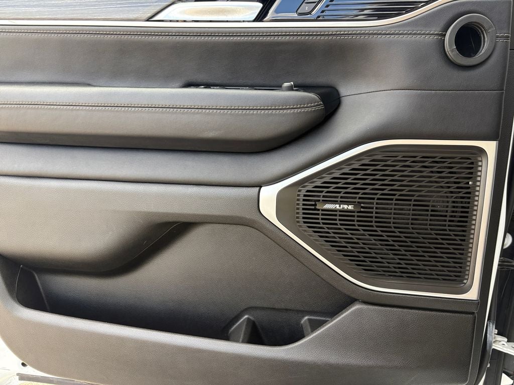 2024 Jeep Wagoneer L Series III 4x4