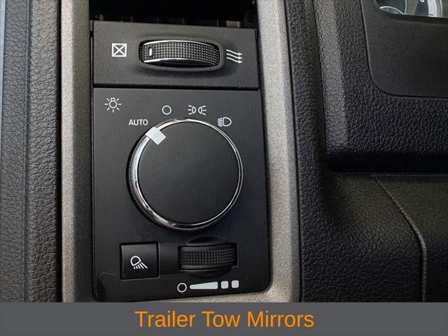 2024 RAM 1500 Classic Tradesman Crew Cab 4x4 5'7' Box