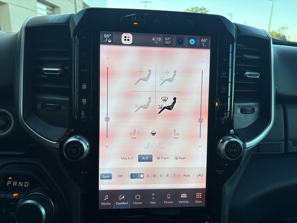 2025 RAM 1500 Big Horn Crew Cab 4x4 5'7' Box