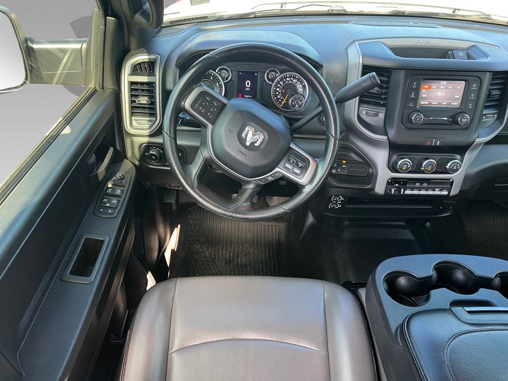 2022 RAM 2500 Tradesman Crew Cab 4x4 6'4' Box