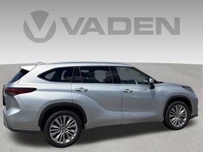 2023 Toyota Highlander Platinum