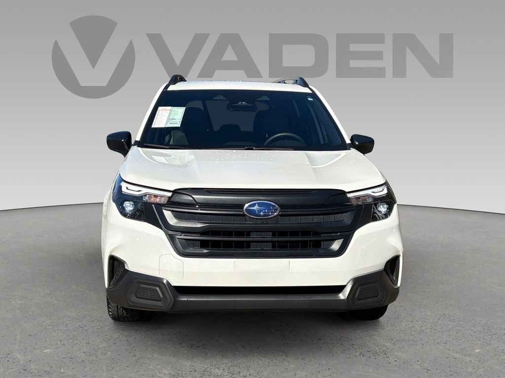 2025 Subaru Forester Base
