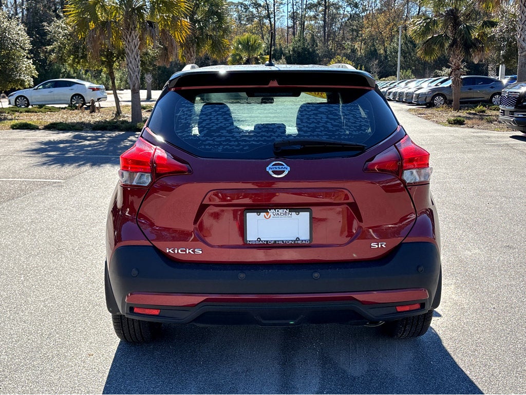 2020 Nissan Kicks SR