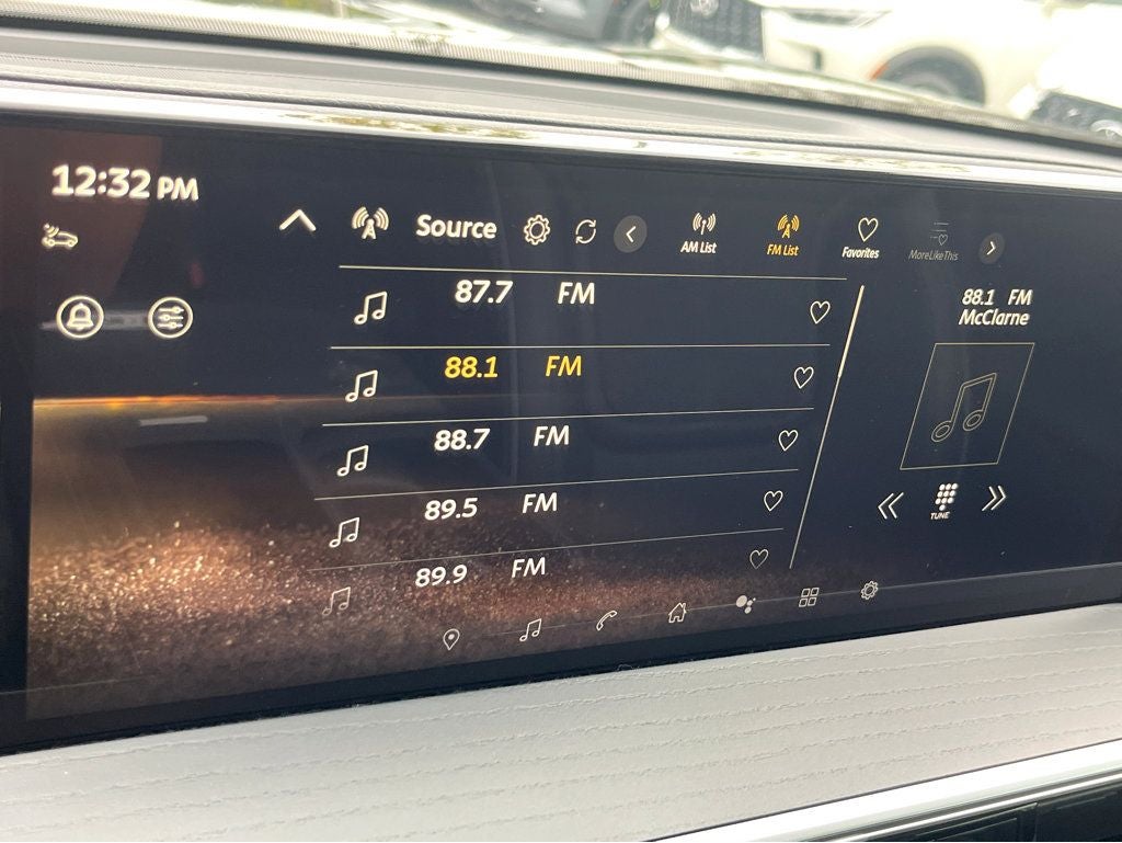 2025 INFINITI QX80 Sensory 4WD