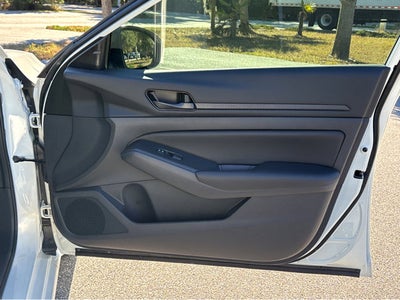 2025 Nissan Altima S