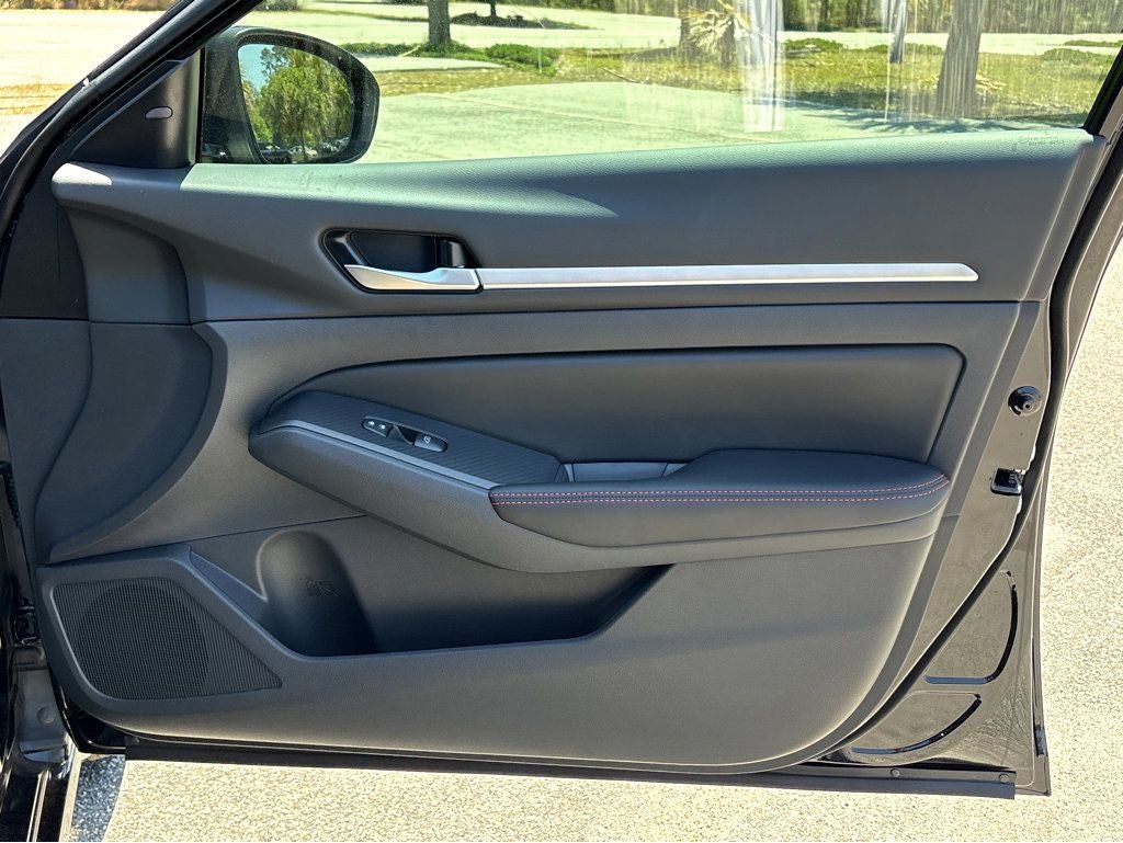 2026 Nissan Altima SR