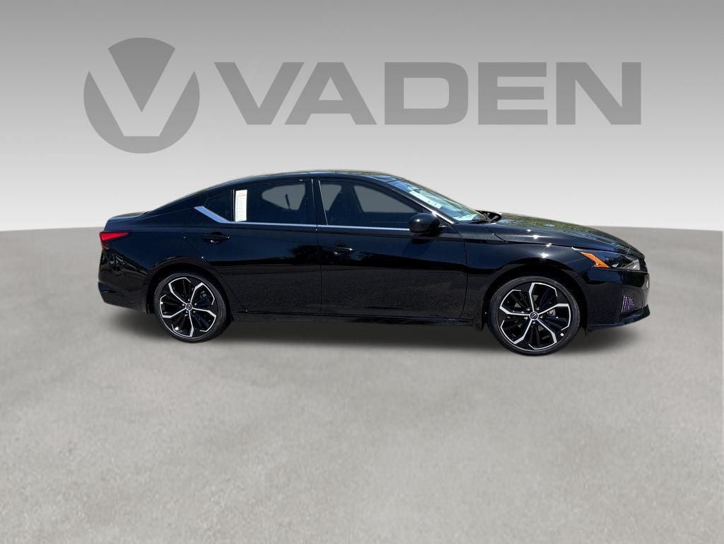 2026 Nissan Altima SR