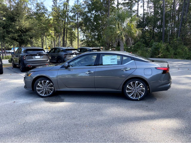 2025 Nissan Altima SL