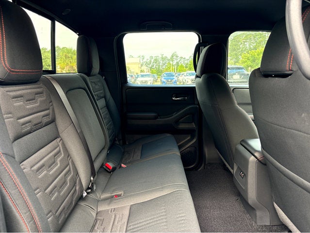 2025 Nissan Frontier Crew Cab PRO-4X®