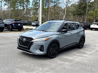 2023 Nissan Kicks SR