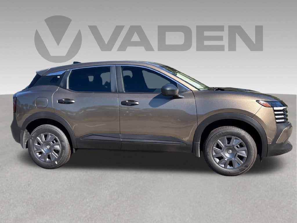 2027 Nissan Kicks S