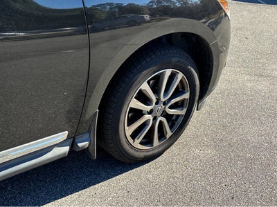 2016 Nissan Pathfinder SL