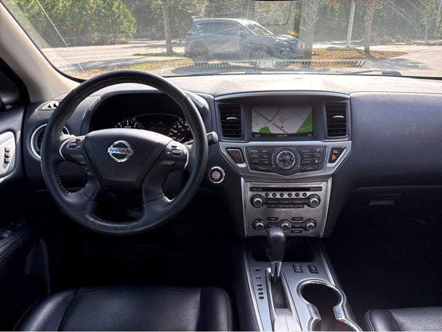 2020 Nissan Pathfinder SL