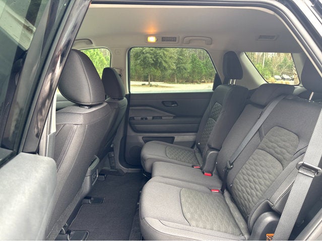 2026 Nissan Pathfinder S