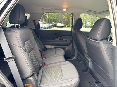 2026 Nissan Pathfinder S