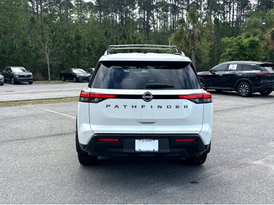 2026 Nissan Pathfinder SV