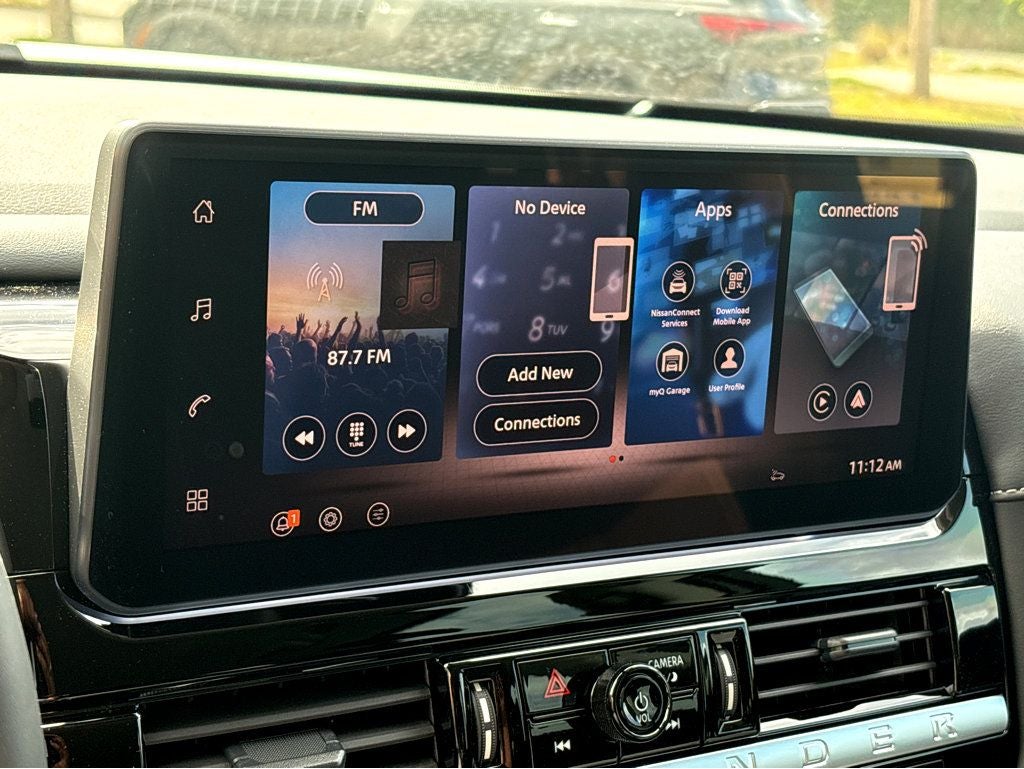 2026 Nissan Pathfinder SV