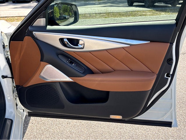 2024 INFINITI Q50 LUXE