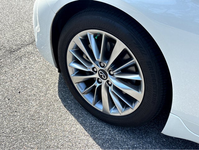 2024 INFINITI Q50 LUXE