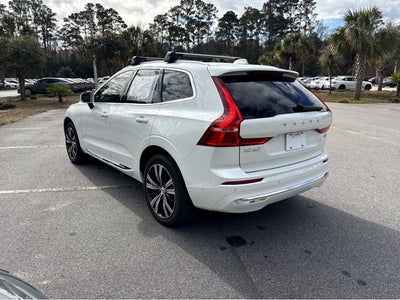 2023 Volvo XC60 Ultimate Bright Theme