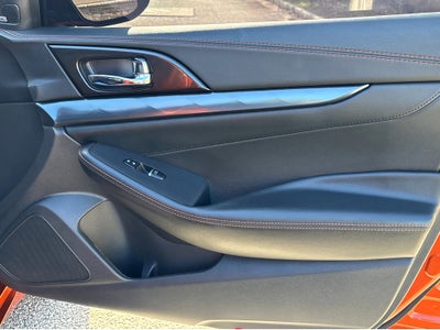 2019 Nissan Maxima SR