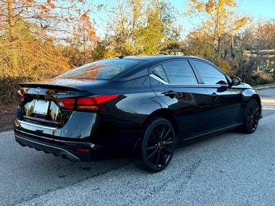 2022 Nissan Altima 2.5 SR