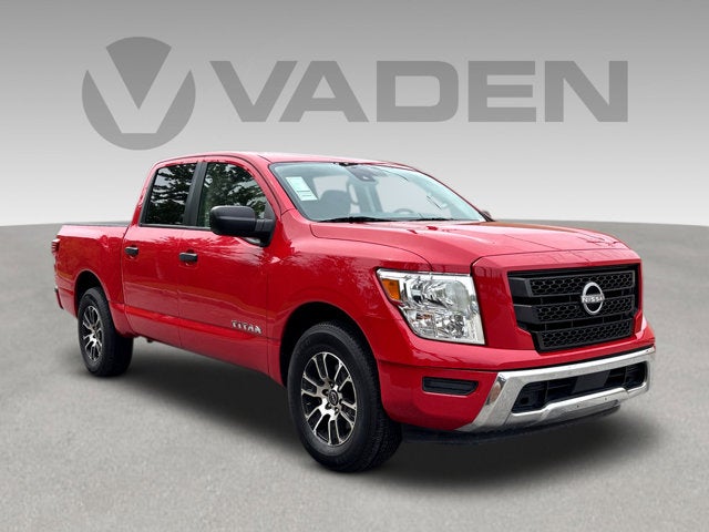 2023 Nissan Titan SV