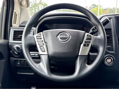 2023 Nissan Titan SV