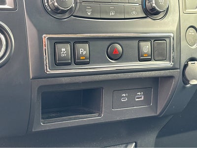 2023 Nissan Titan SV