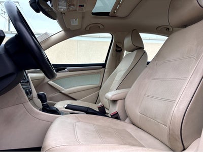 2018 Volkswagen Passat 2.0T SE w/Technology