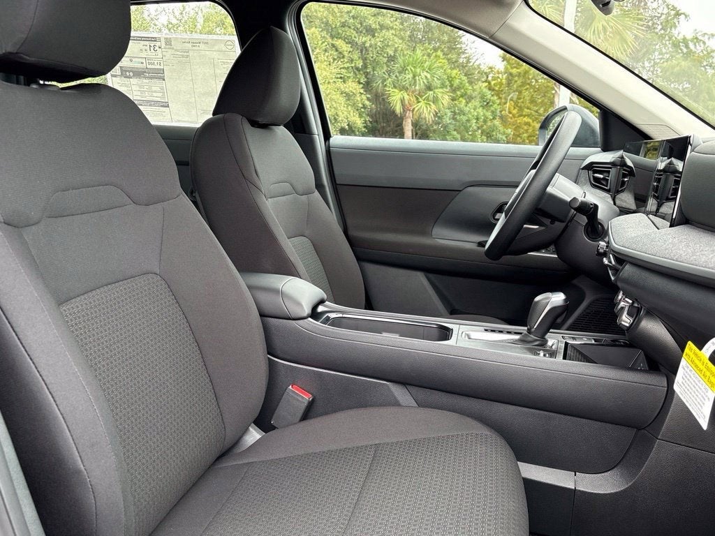 2027 Nissan Kicks S