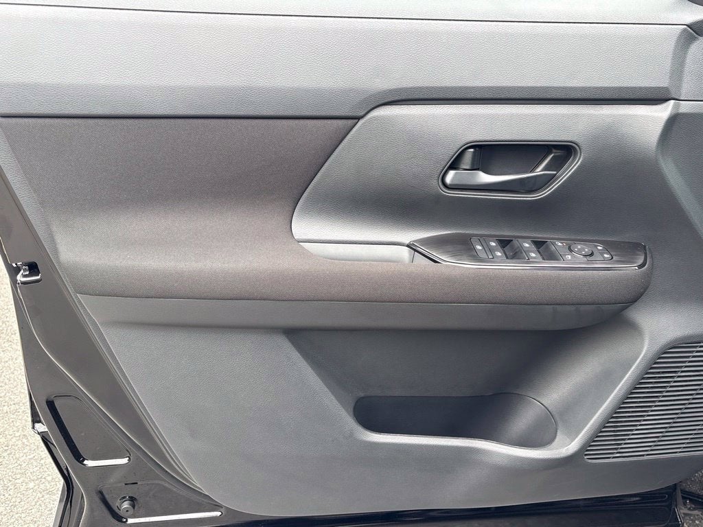 2027 Nissan Kicks S