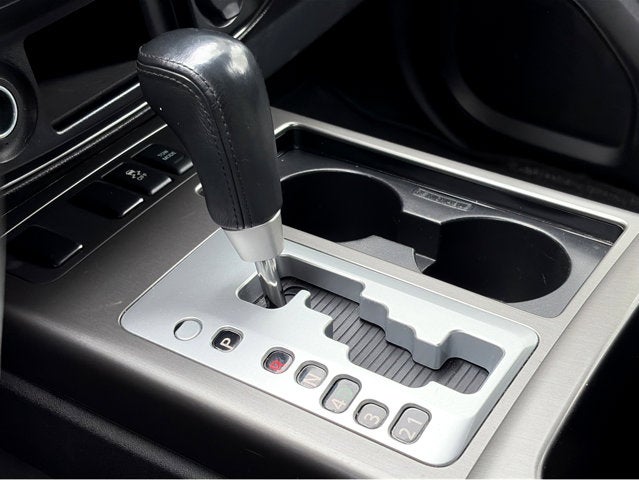 2015 Nissan Armada SV