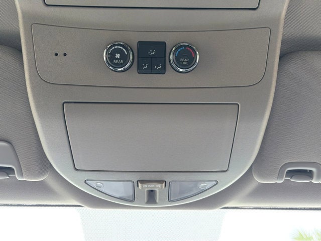 2015 Nissan Armada SV