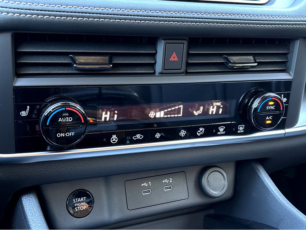 2026 Nissan Rogue Dark Armor