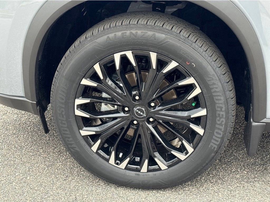 2027 Nissan Rogue Dark Armor