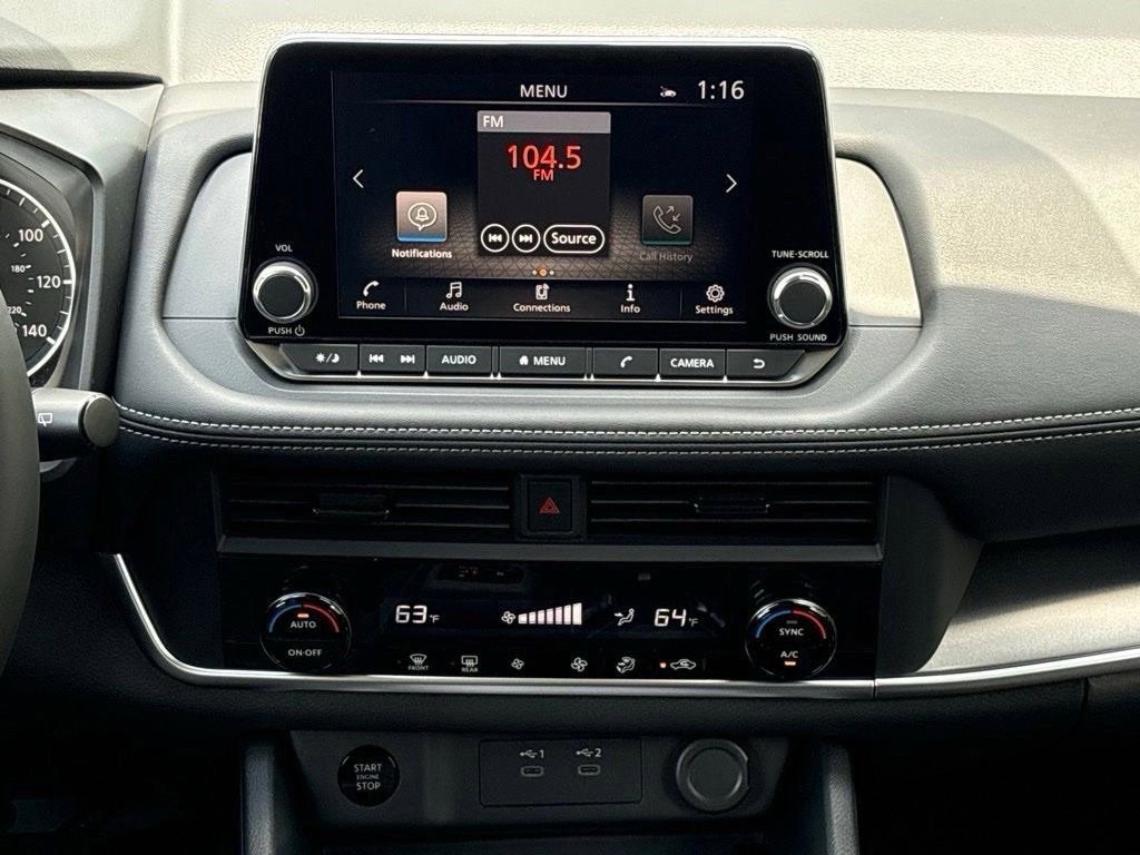 2027 Nissan Rogue SV