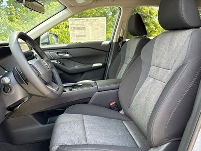 2027 Nissan Rogue SV