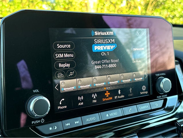 2024 Nissan Pathfinder SV