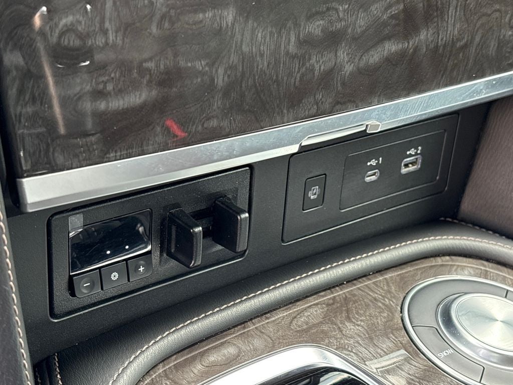 2022 Nissan Armada Platinum