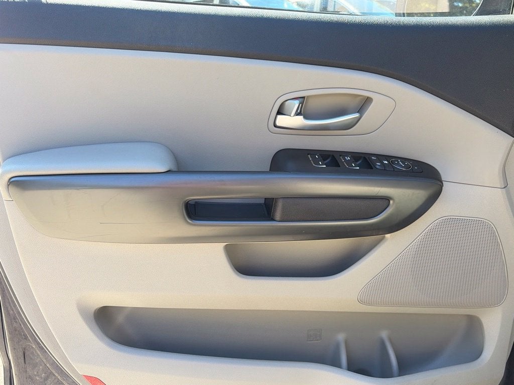 2019 Kia Sedona LX