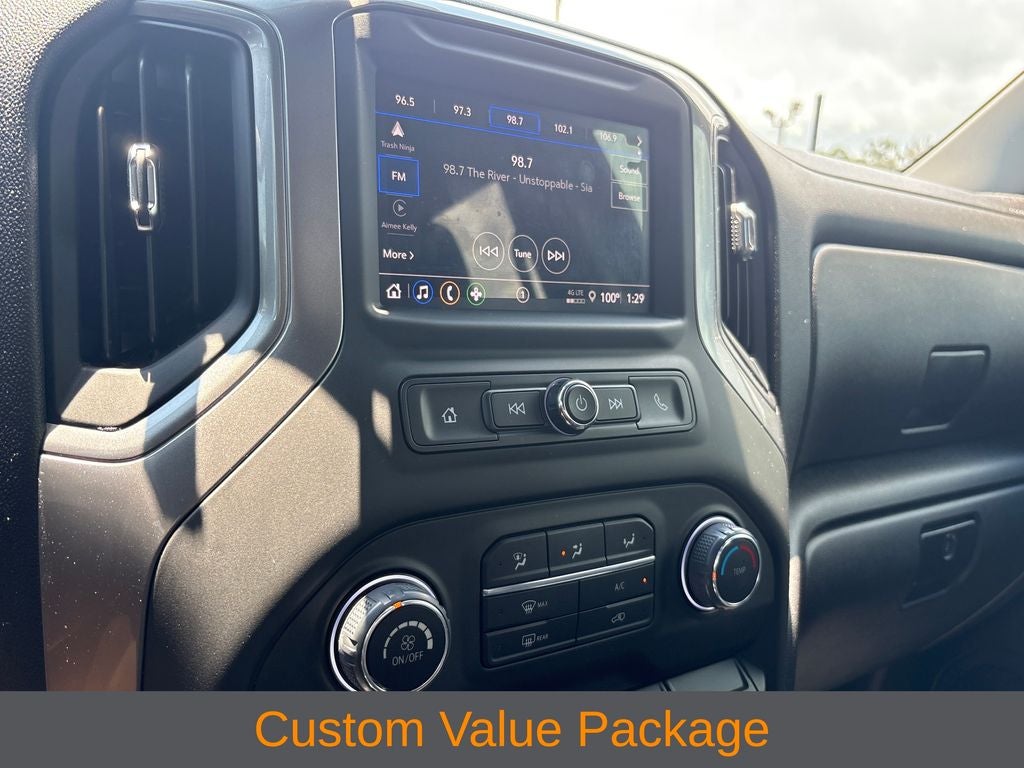 2024 Chevrolet Silverado 1500 Custom