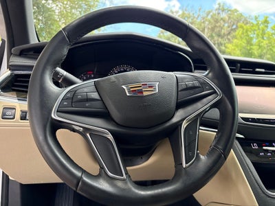2017 Cadillac XT5 Base