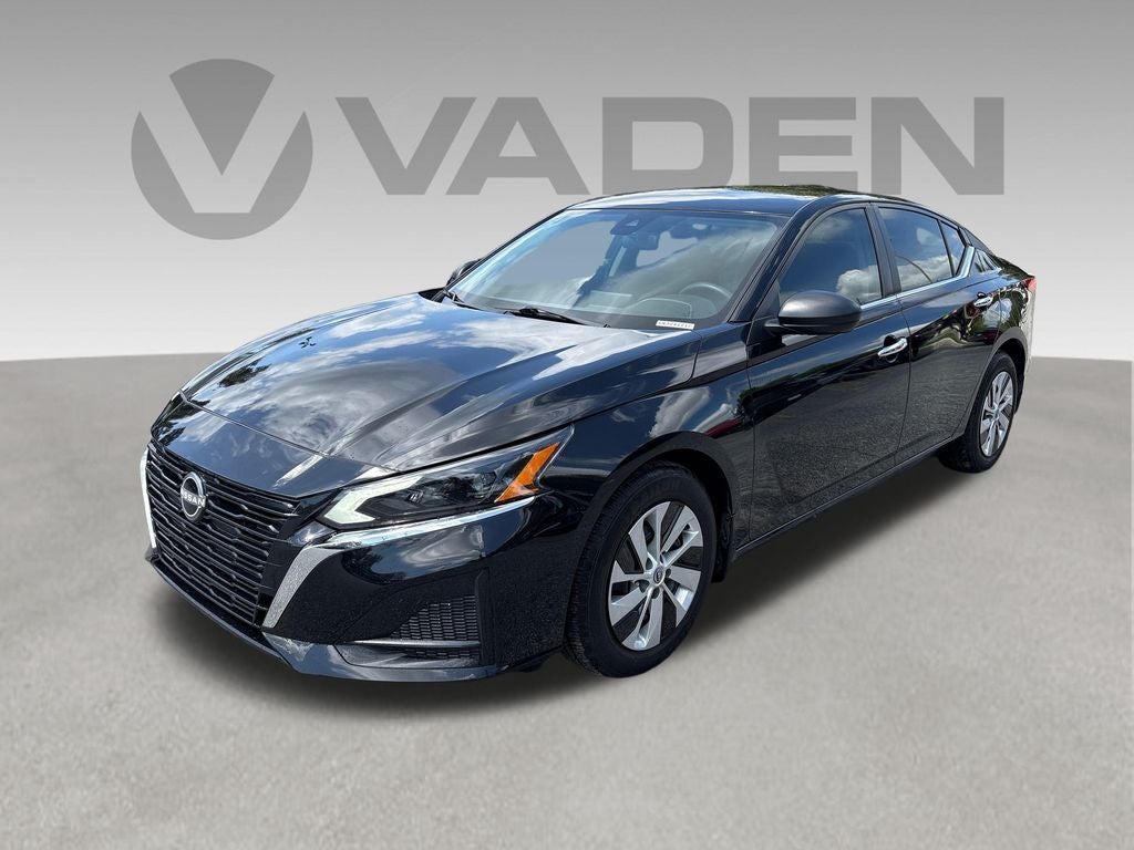 2025 Nissan Altima