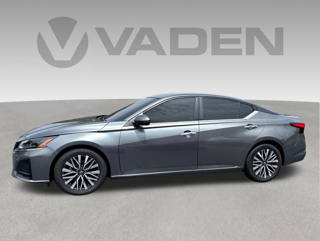 2026 Nissan Altima SR