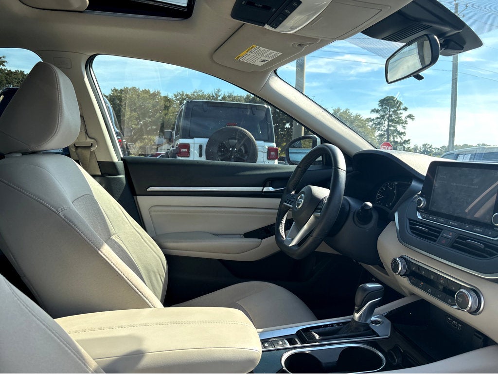 2021 Nissan Altima 2.5 SV