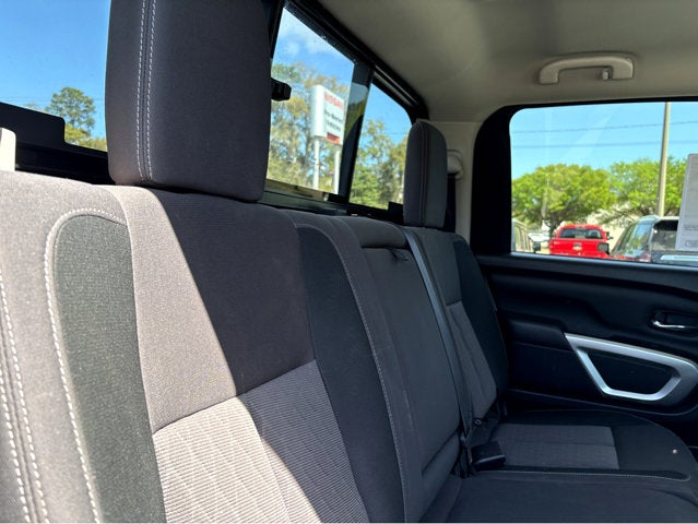 2024 Nissan Titan SV - Photo 11