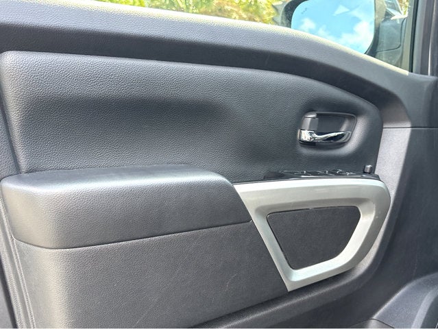 2024 Nissan Titan SV - Photo 17